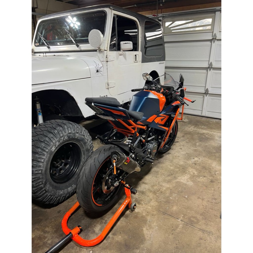 KTM RC390 Plaka Gizleme Parçası görsel 2