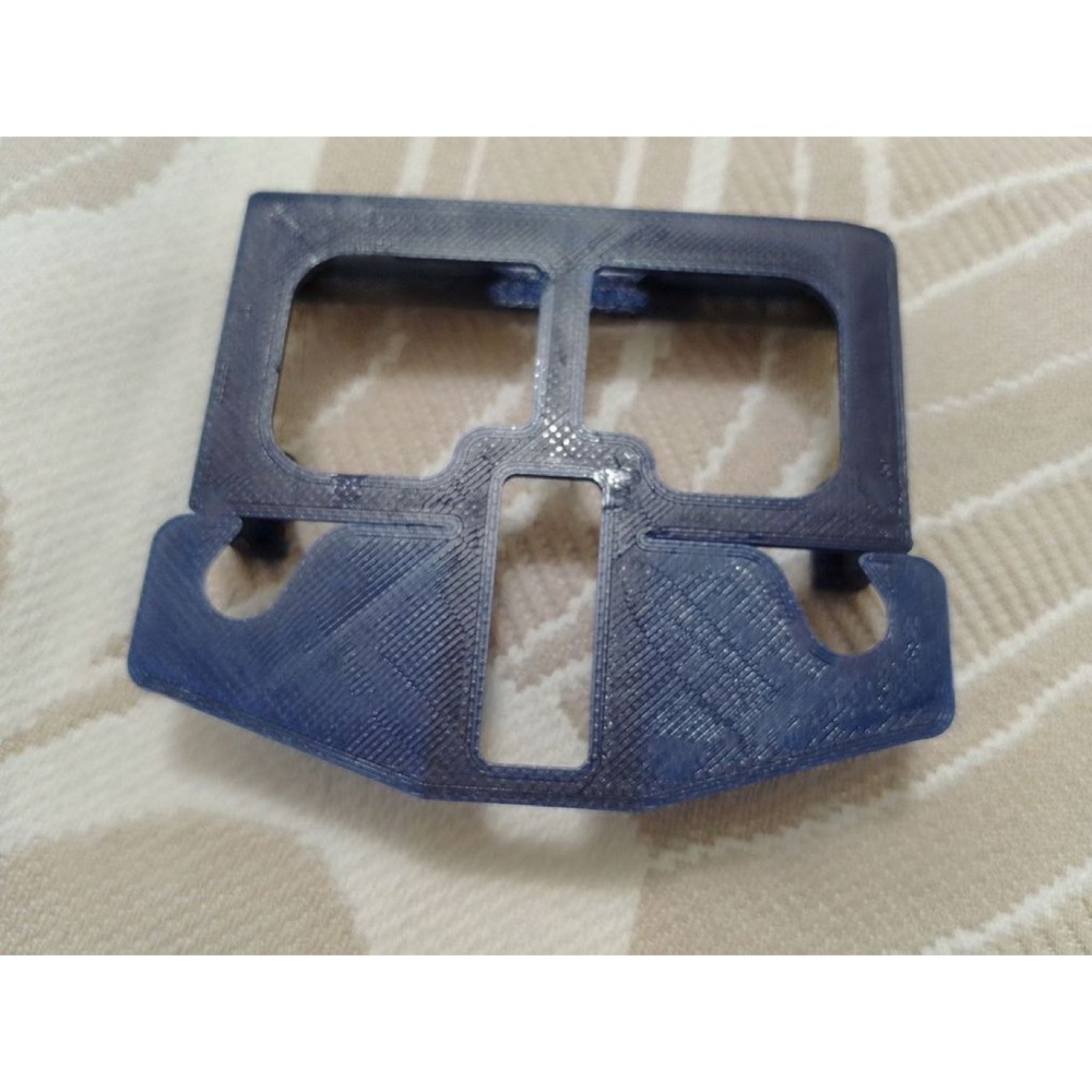 Nissan Almera (N15) havalandırma menfezi telefon tutucusu görsel 3