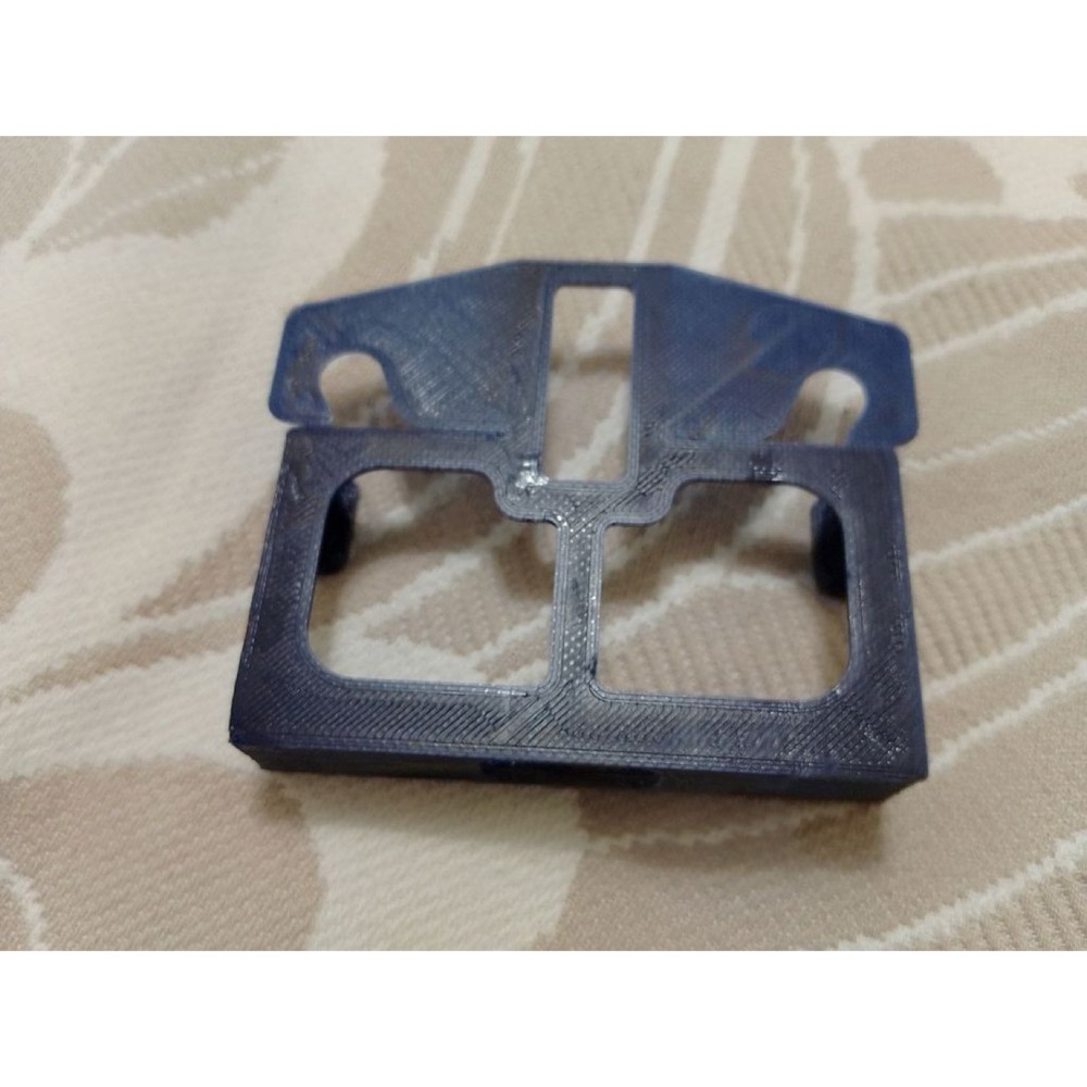 Nissan Almera (N15) havalandırma menfezi telefon tutucusu görsel 4