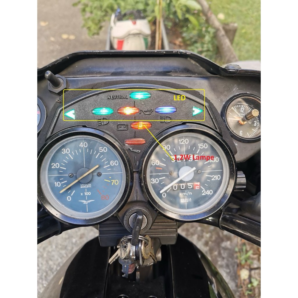Moto Guzzi LED Kontrol Lambası Yuvası