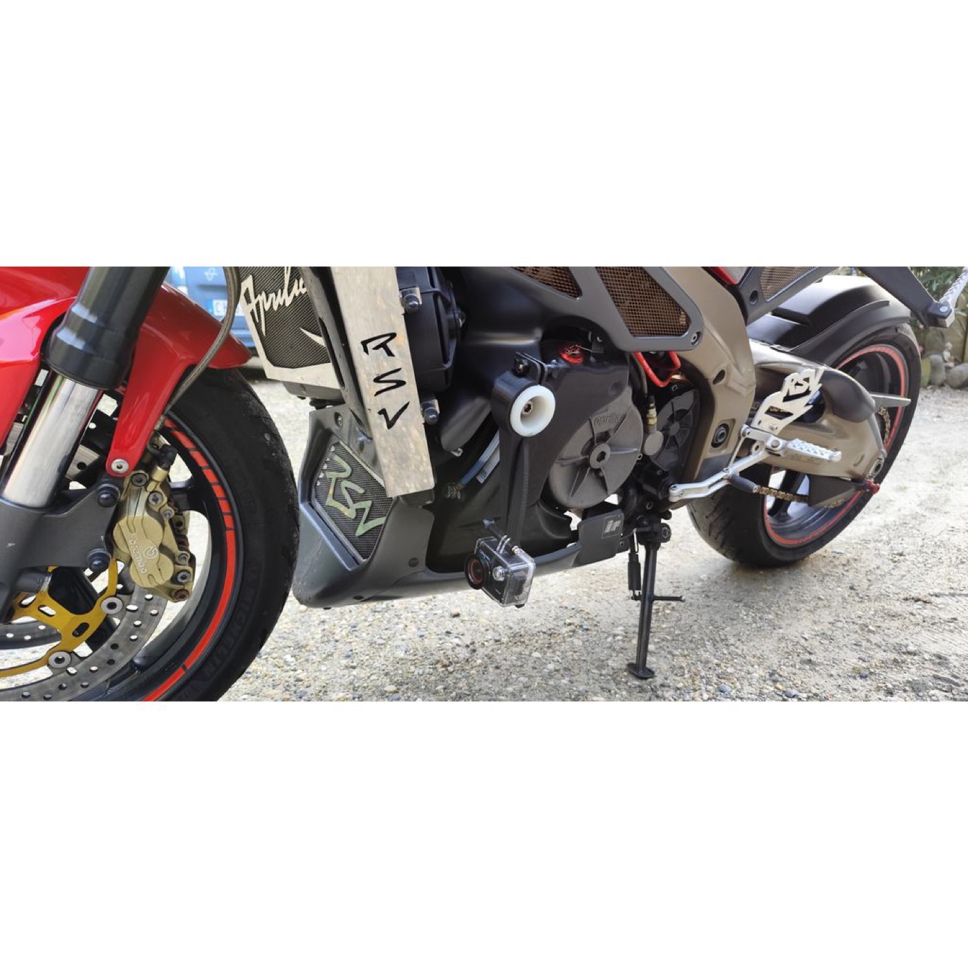 Aprilia RSV 1000 GoPro Montajı görsel 3