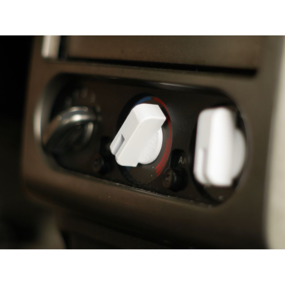 Nissan X-Trail T30 (1. nesil) klima düğmesi