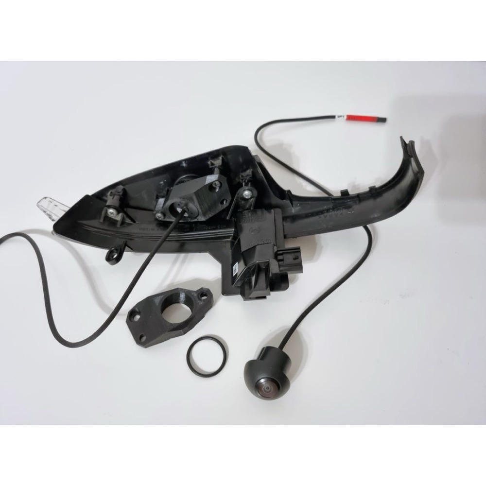 Mazda 6 GL Yan Kamera Montaj Braketi görsel 2