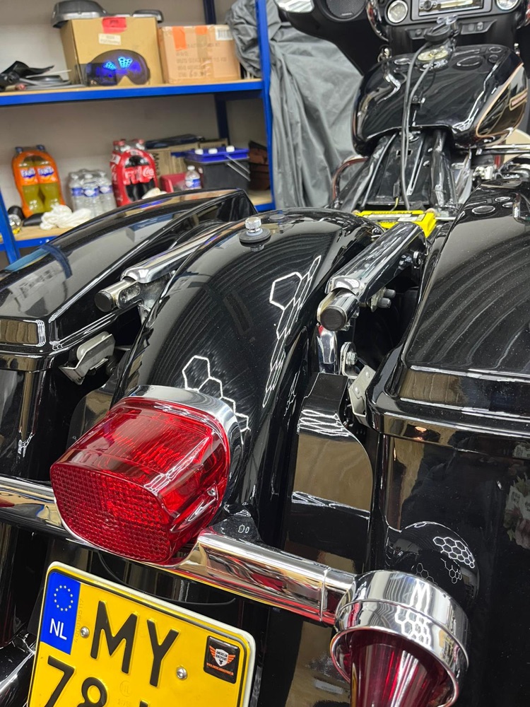 Harley Davidson Electra Glide Bagaj Kapagi görsel 3