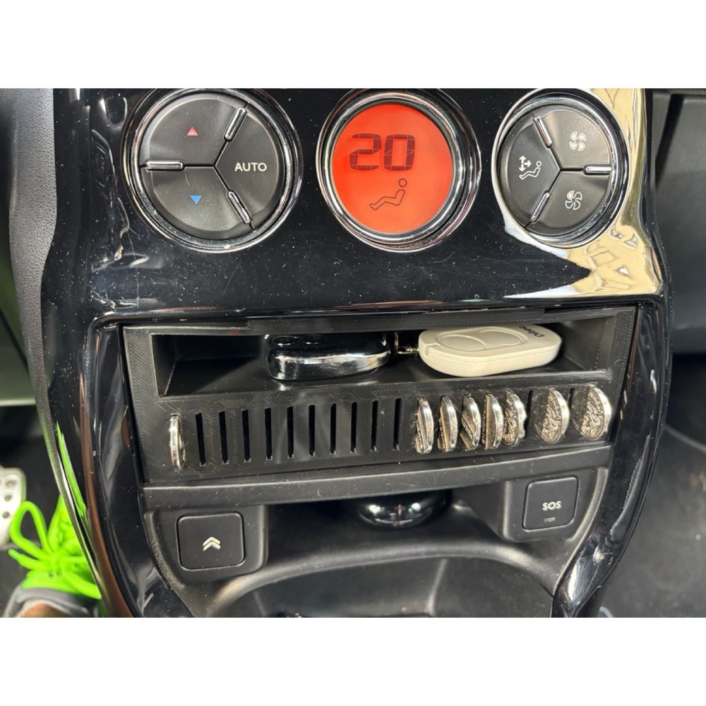 Citroën DS3 / C3 1-DIN Stereo Çerçevesi