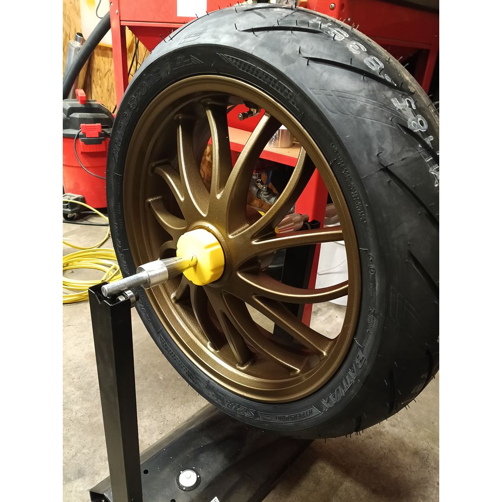 Triumph Speed Triple Tekerlek Balans Aleti