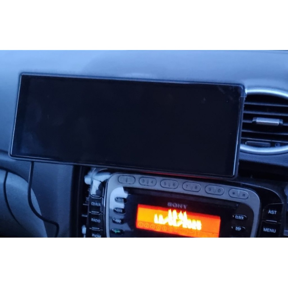 Ford Focus Mk2 Harici Multimedya Ekranı Tutucu (Hafif Sağa Eğik Versiyon) görsel 5