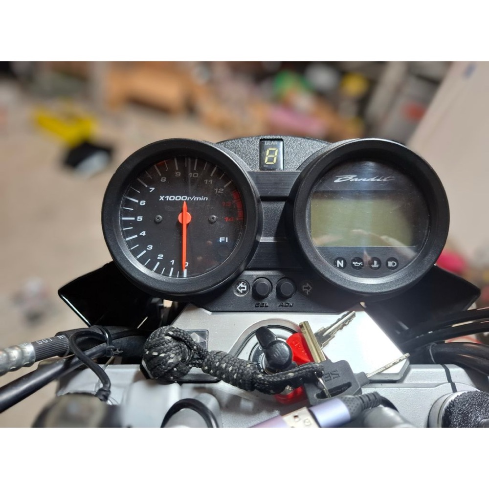 Suzuki Bandit GSF 650/1250 Vites Göstergesi Tutucu