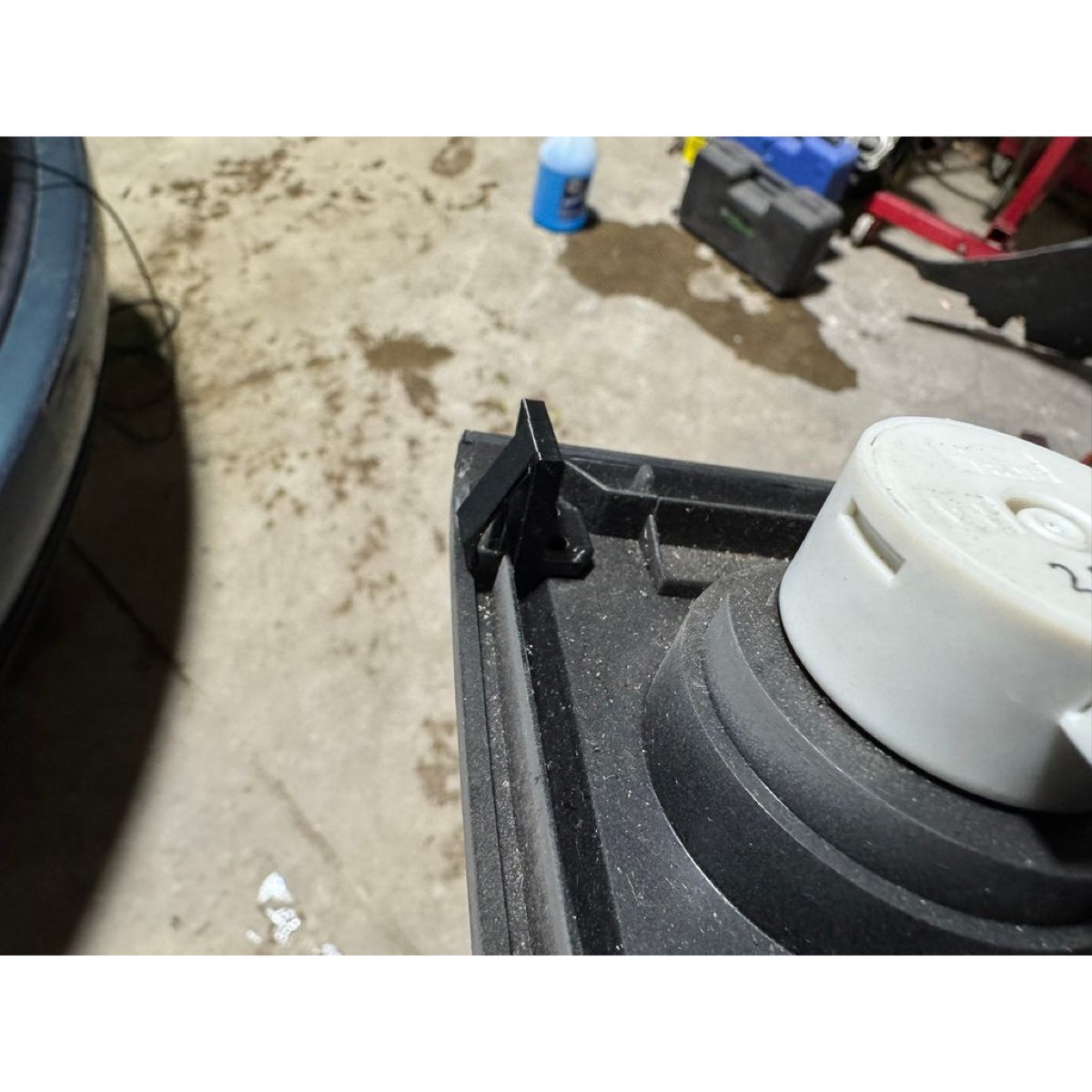 Audi UrS4/UrS6/A6 C4 (1992-1995) Sunroof Kumanda Paneli Onarım Klipsi görsel 3