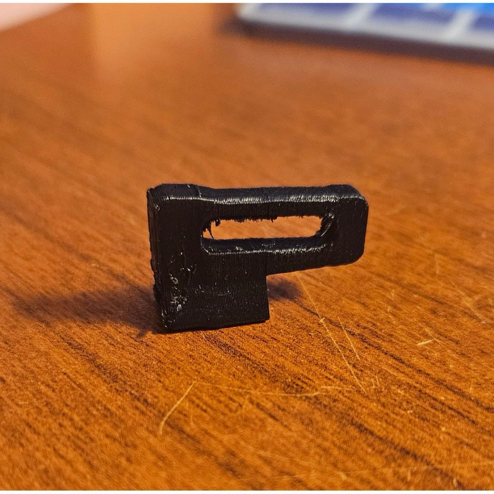 VW MK2 Sunroof Rüzgar Ayırıcı Kolu Bağlantı Parçası görsel 3