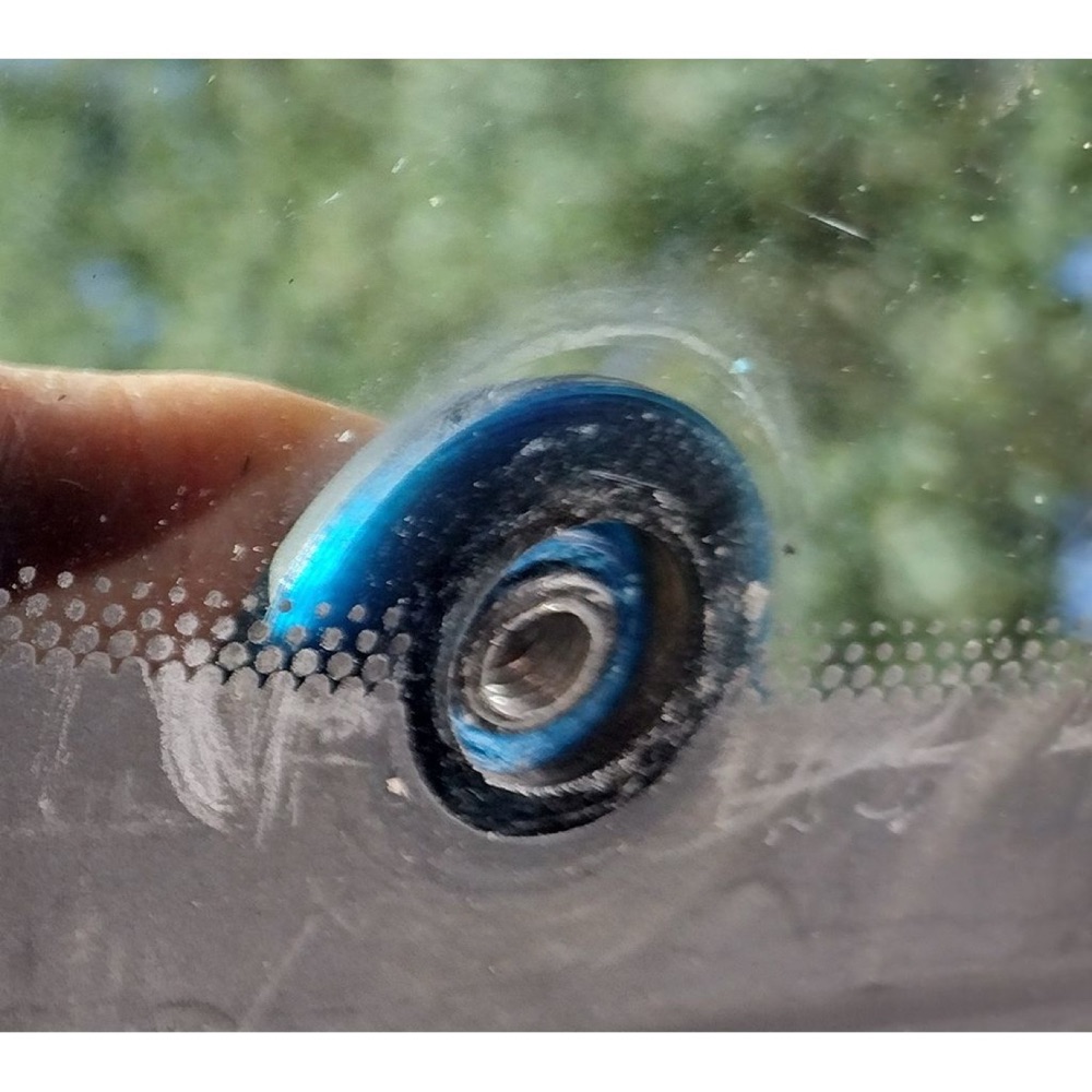 Ford Explorer Arka Cam Menteşe Onarım Parçası
