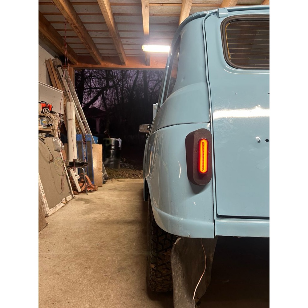 Renault 4L LED Arka Stop Lambası Muhafazası görsel 4