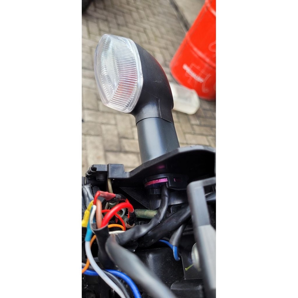 Yamaha Sinyal Lambası İç Kilit Parçası görsel 2