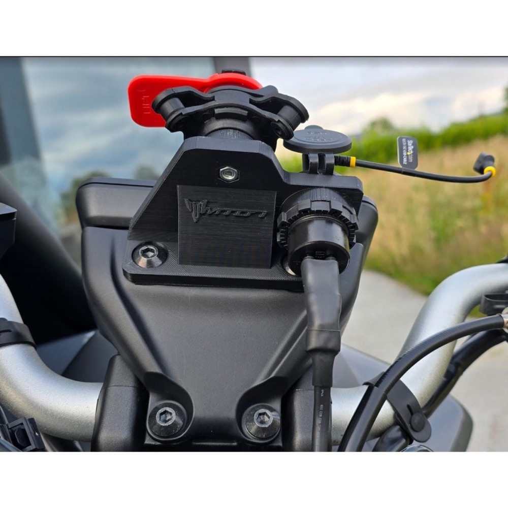 Yamaha MT-07 Quad Lock / GoPro / USB Montaj Aparatı