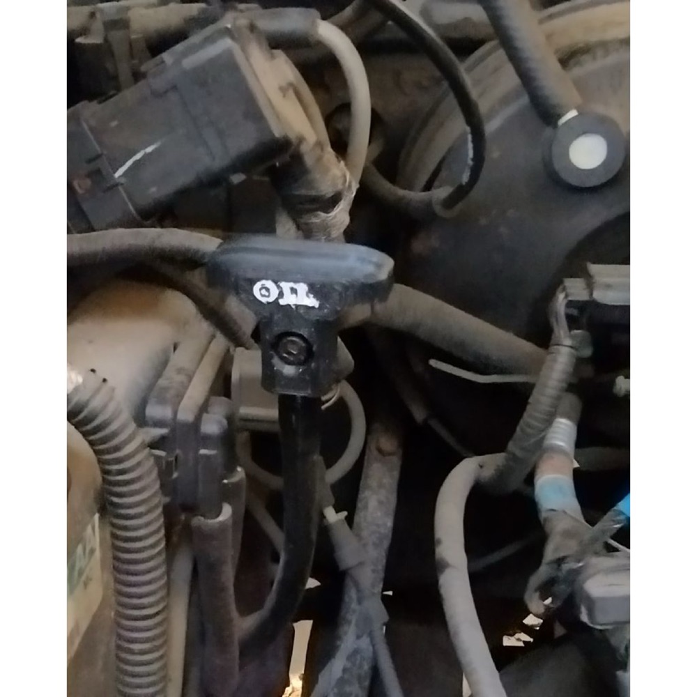 Ford Yağ Çubuğu Tutamak Onarım Parçası görsel 2