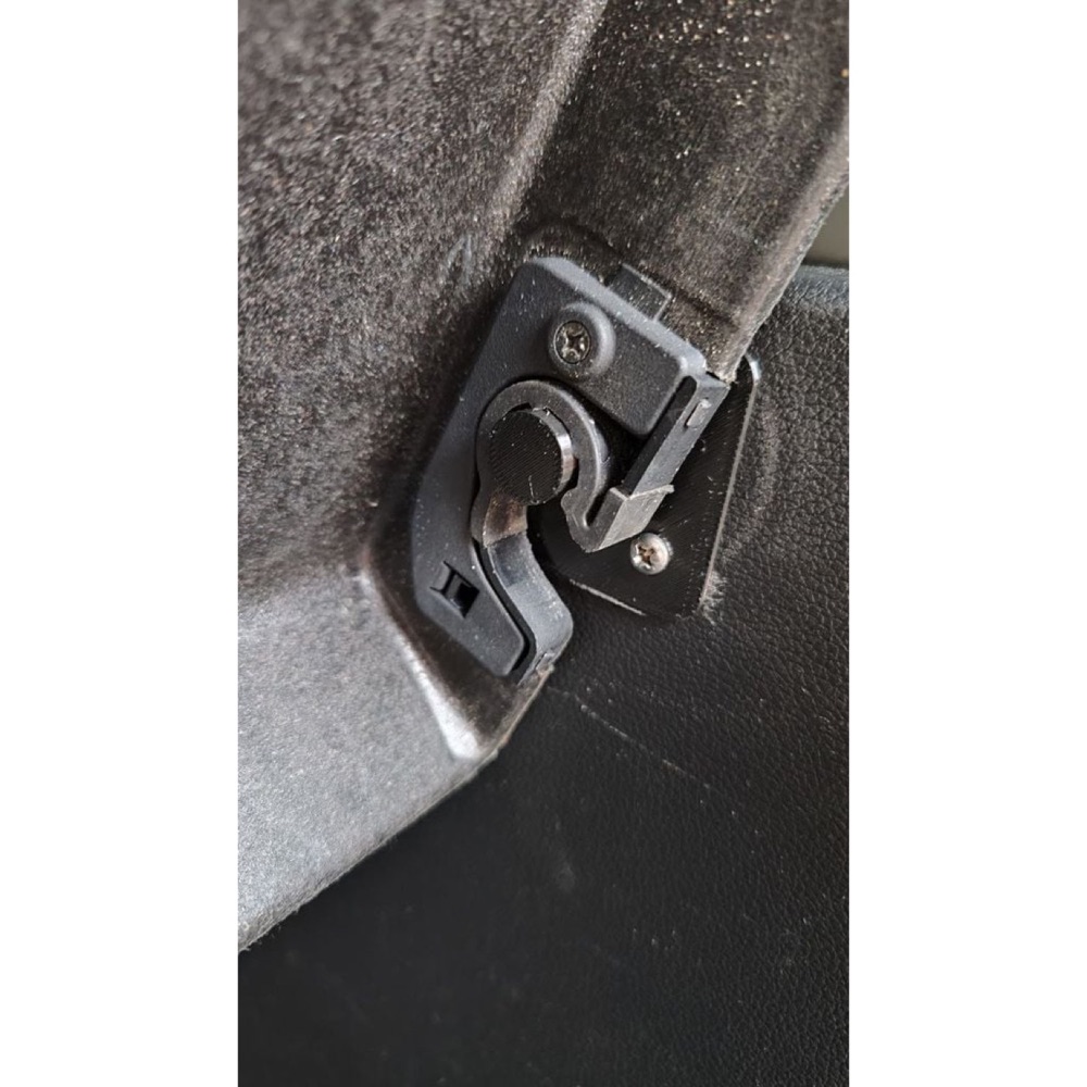 Hyundai Kona Arka Raf Tutucusu