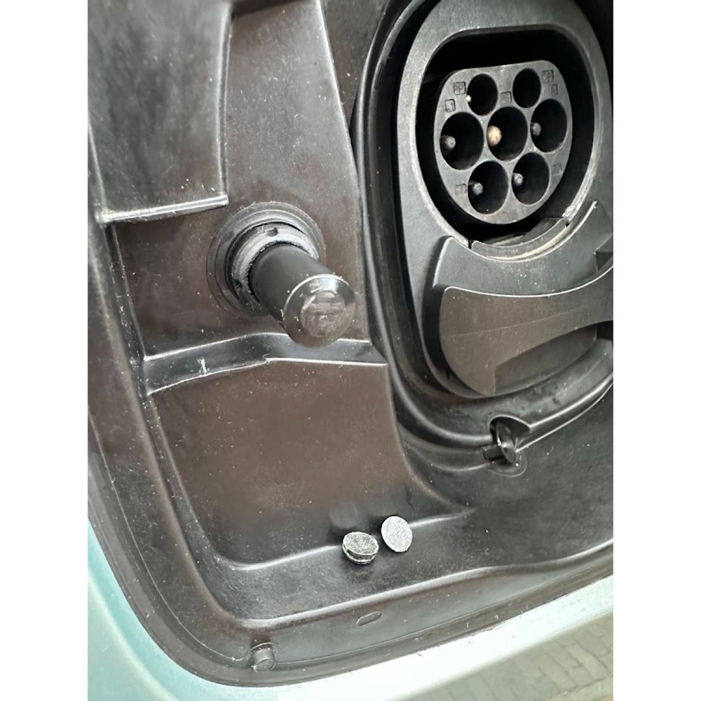 Škoda Enyaq Enyaq Charge Latch locking pin görsel 2