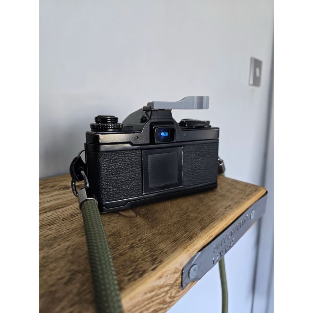 Olympus OM-4Ti Sıcak Ayak Gribi (Başparmak Dayanağı) görsel 3