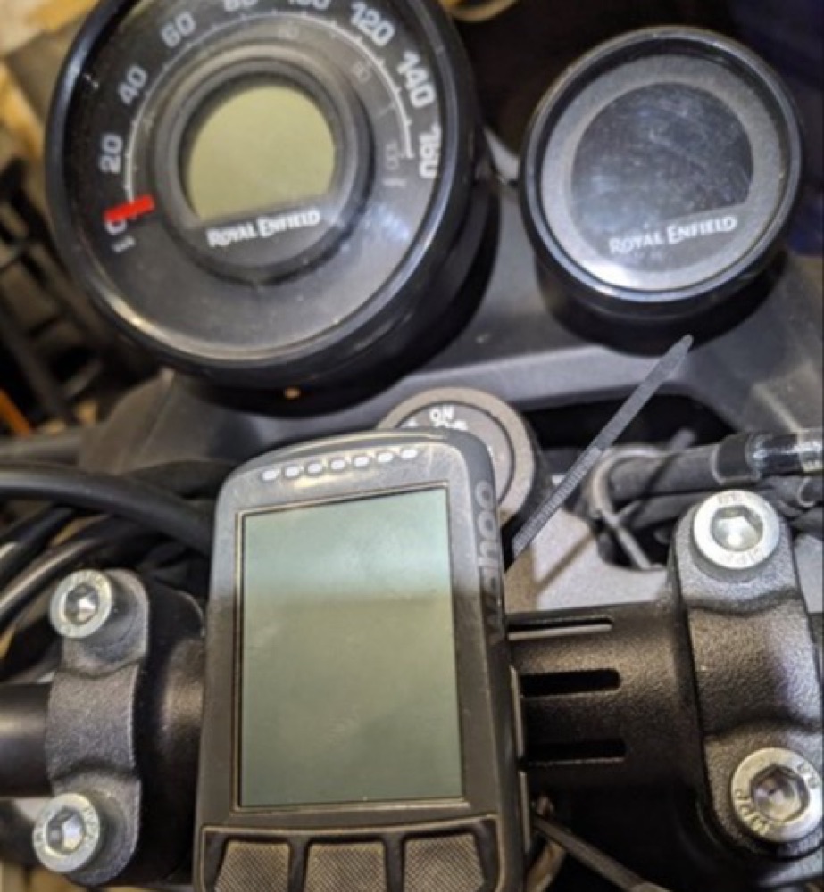 Royal Enfield Himalayan Scram 411 GPS Montajı görsel 4