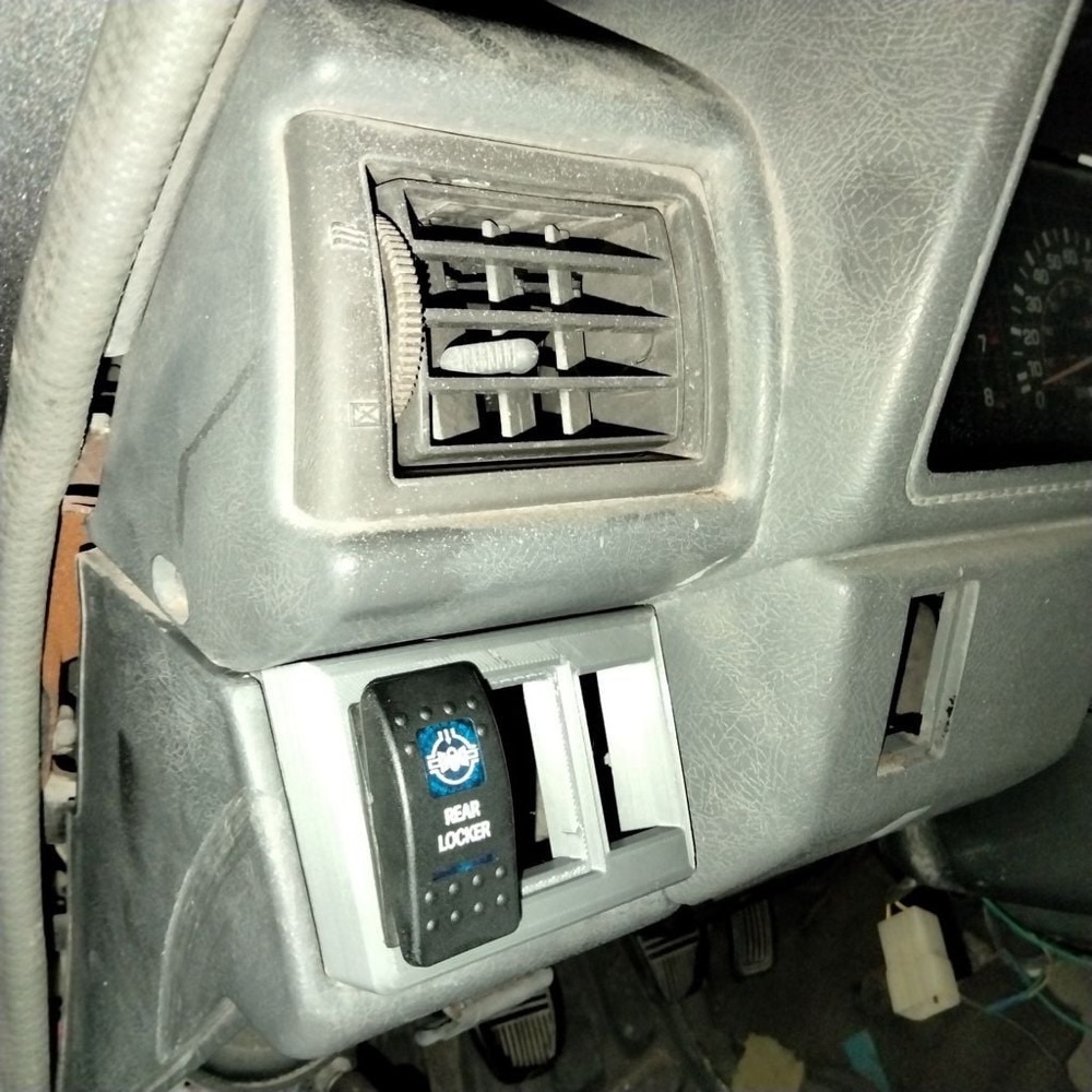 Toyota Pickup / 4Runner Aksesuar Anahtar Paneli (1984-1989) görsel 2