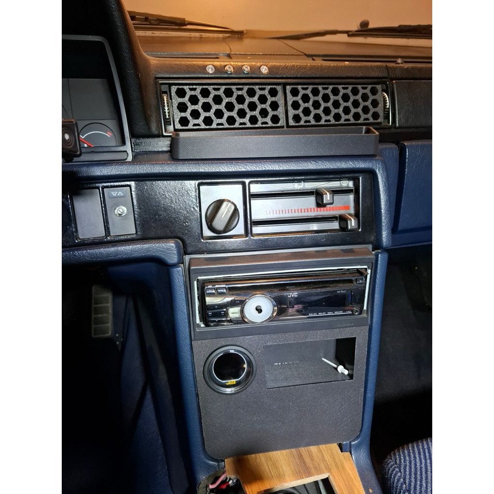 Volvo 740 Petek Havalandırma Menfezi görsel 2