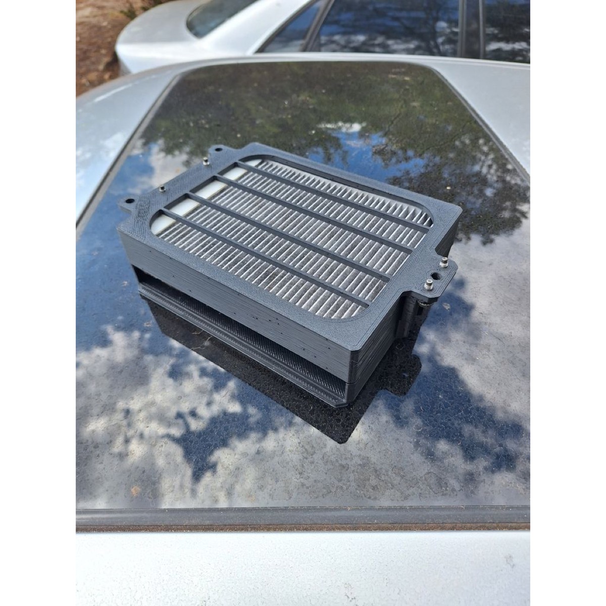 Audi A4/S4 B5 Ön Panel Kaplama İptal Parçası görsel 3