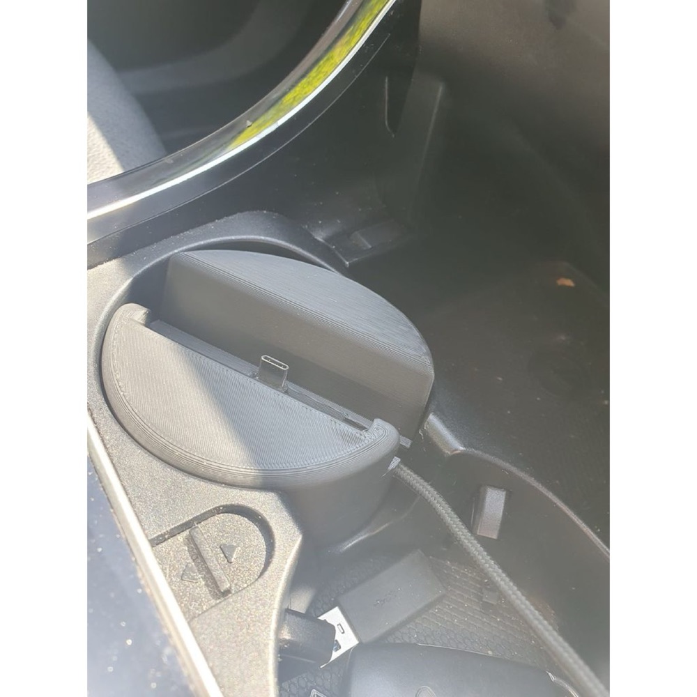 Mercedes C350 Bardaklıklı Telefon Tutucu ve Masaüstü Aparatı görsel 3