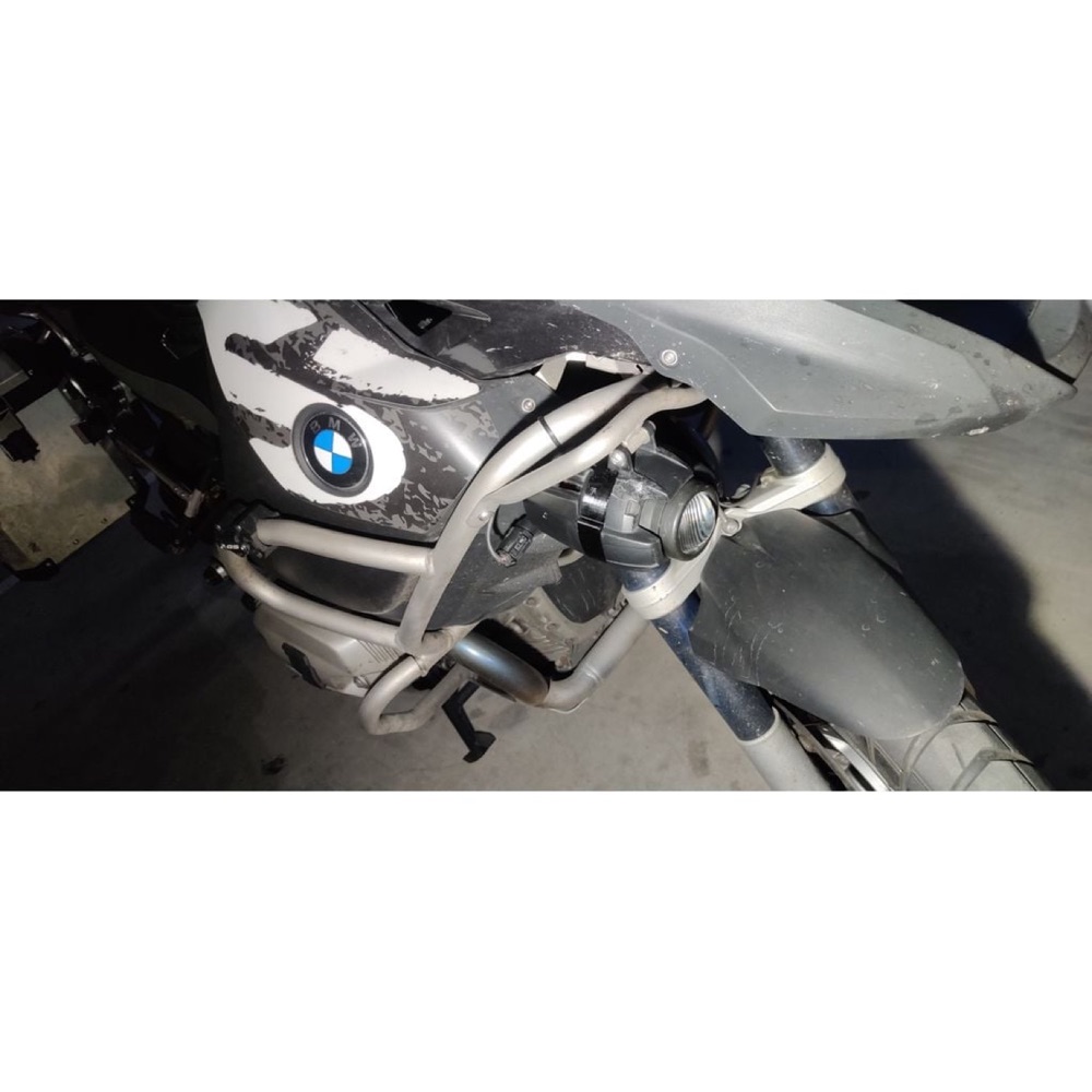 Yardımcı Far LED Ayırıcı Halka (BMW R1200GS Adventure Uyumlu)