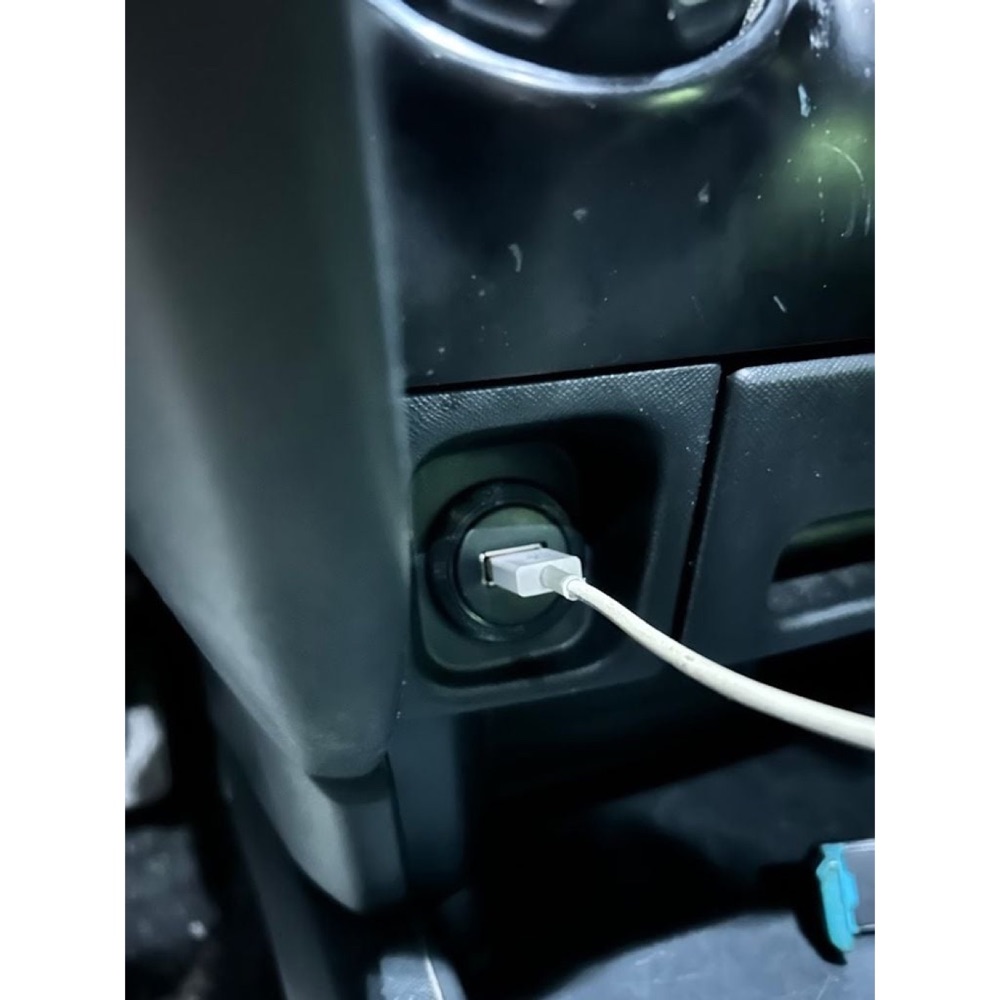 Honda CR-V (2. Nesil, 2002-2006) USB Dönüşüm Yuvası