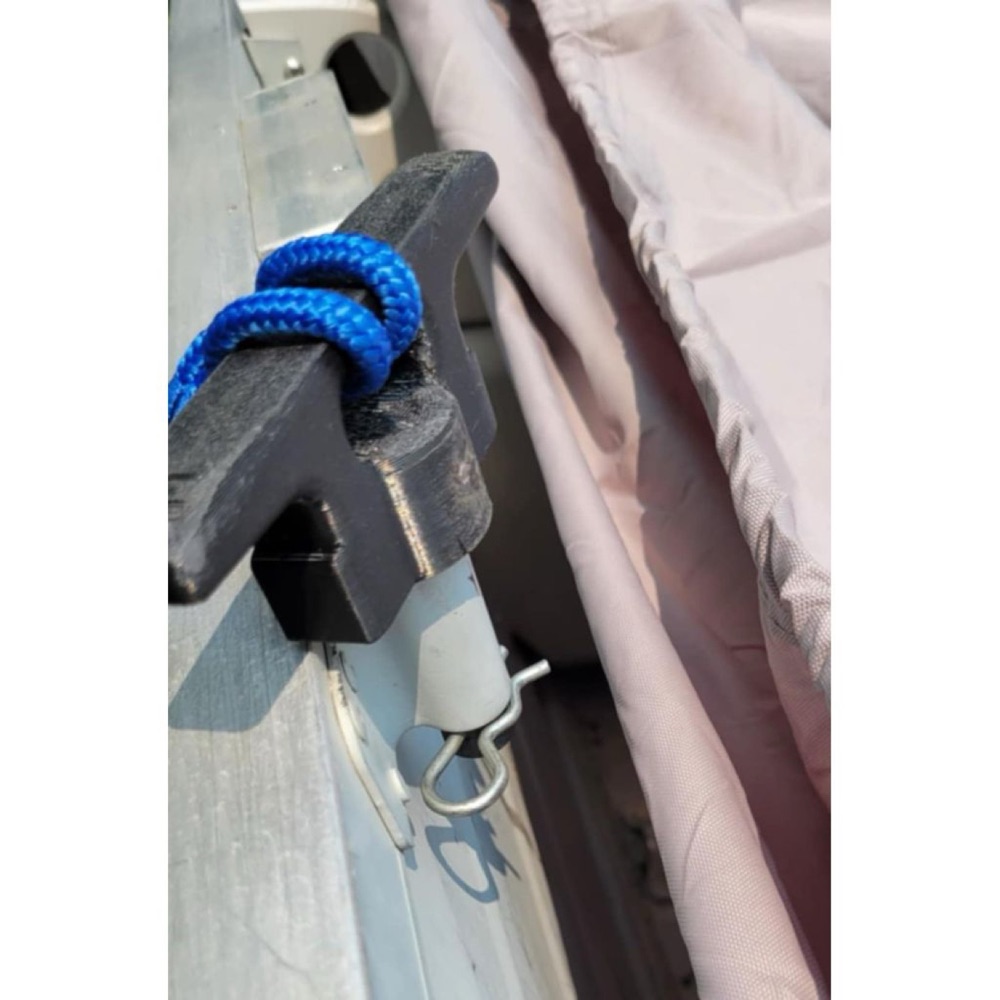 Tekne Kürek Yuvasına Takılan Bağlama Klaması (Cleat) görsel 3