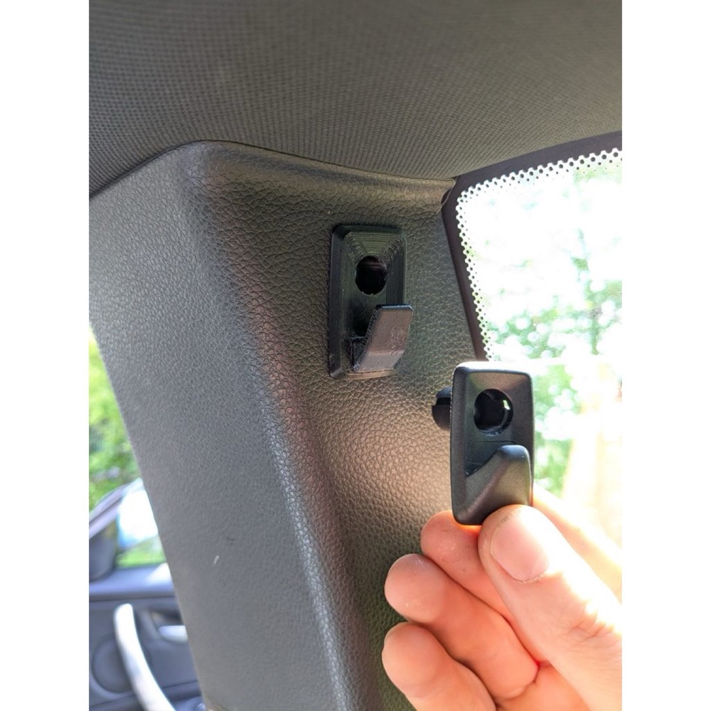 Ceket Askı Kancası (BMW E82 Uyumlu)