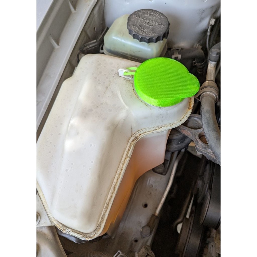 Toyota Corolla Cam Suyu Deposu Kapağı (1993-2002) görsel 2