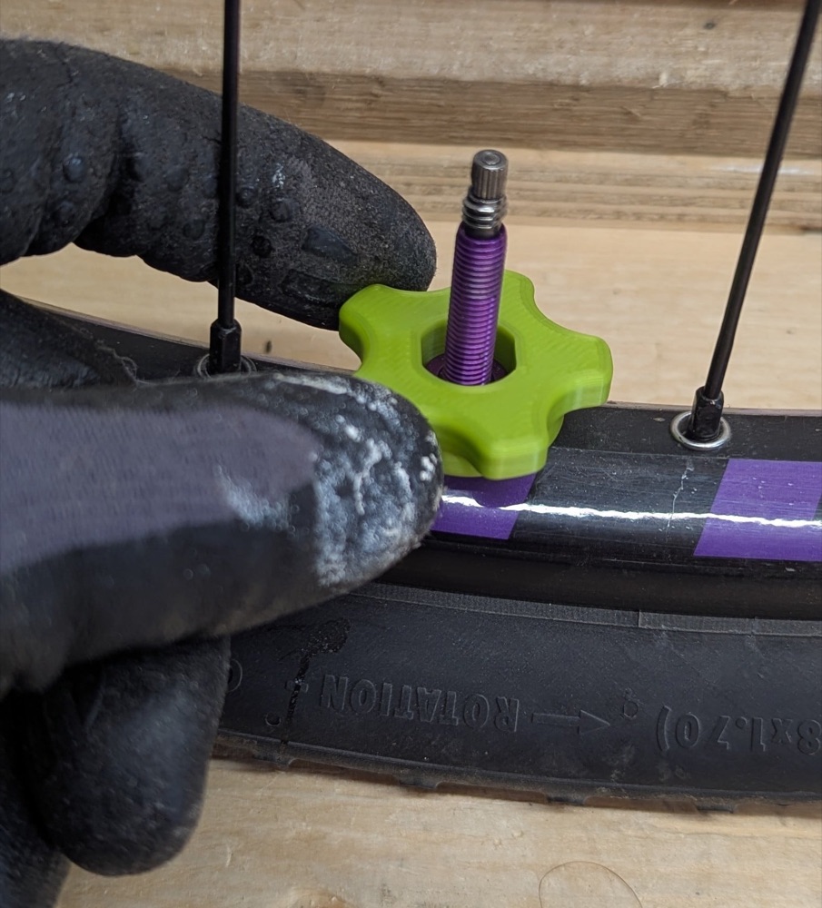 Bisiklet Tubeless Supap Sökme Anahtarı