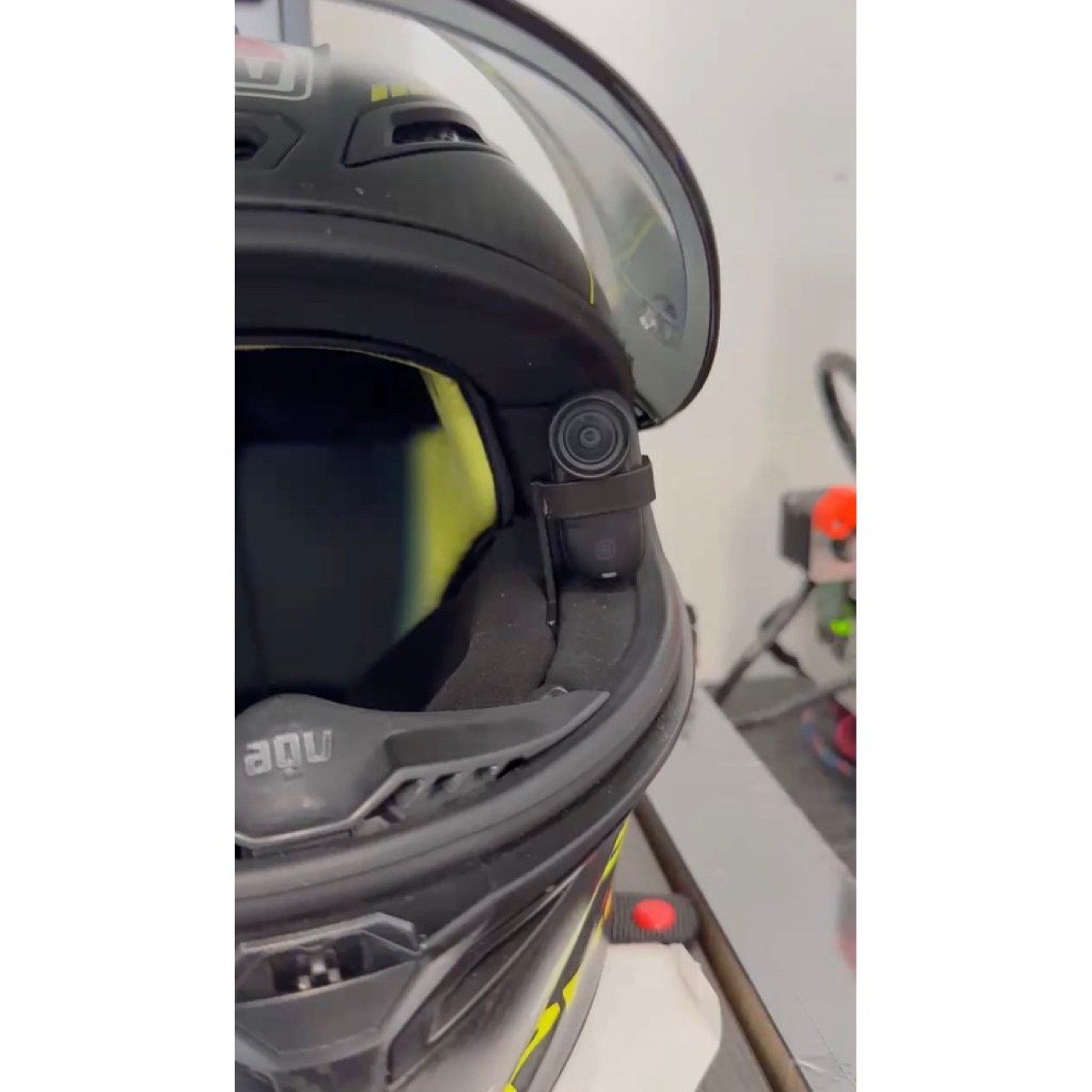 Insta360 GO 3S Kask Montajı