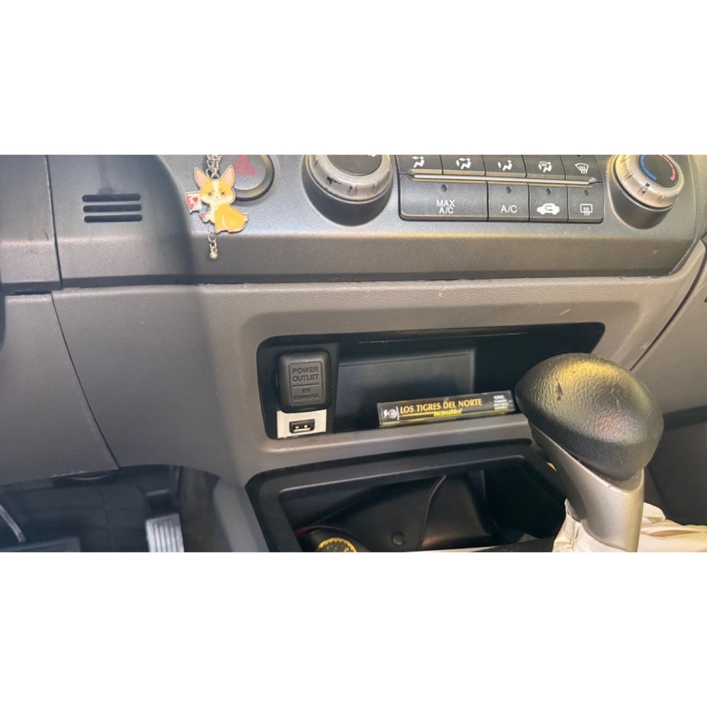 Honda Civic (2006-2011) AUX Çıkışını USB'ye Dönüştürme Adaptörü görsel 3