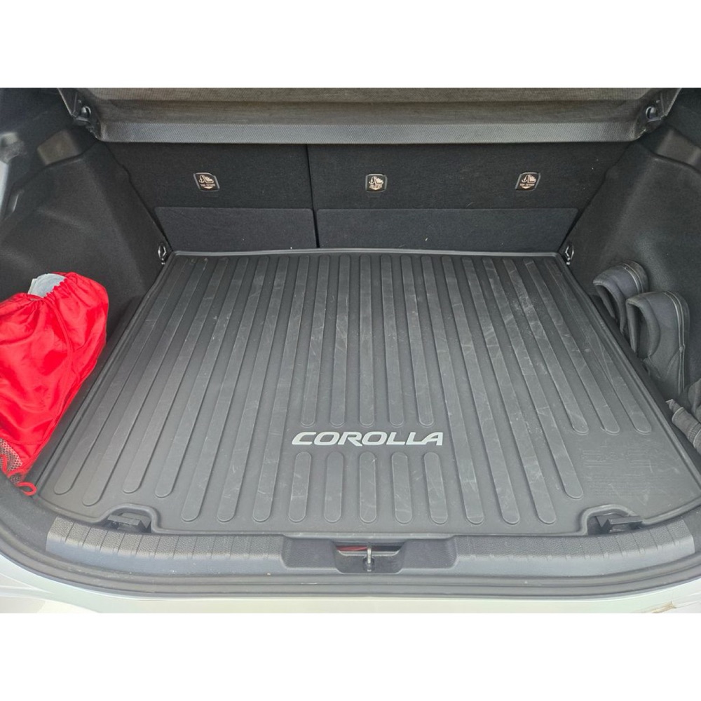 Toyota Corolla Hatchback Bagaj Zemini Kolu
