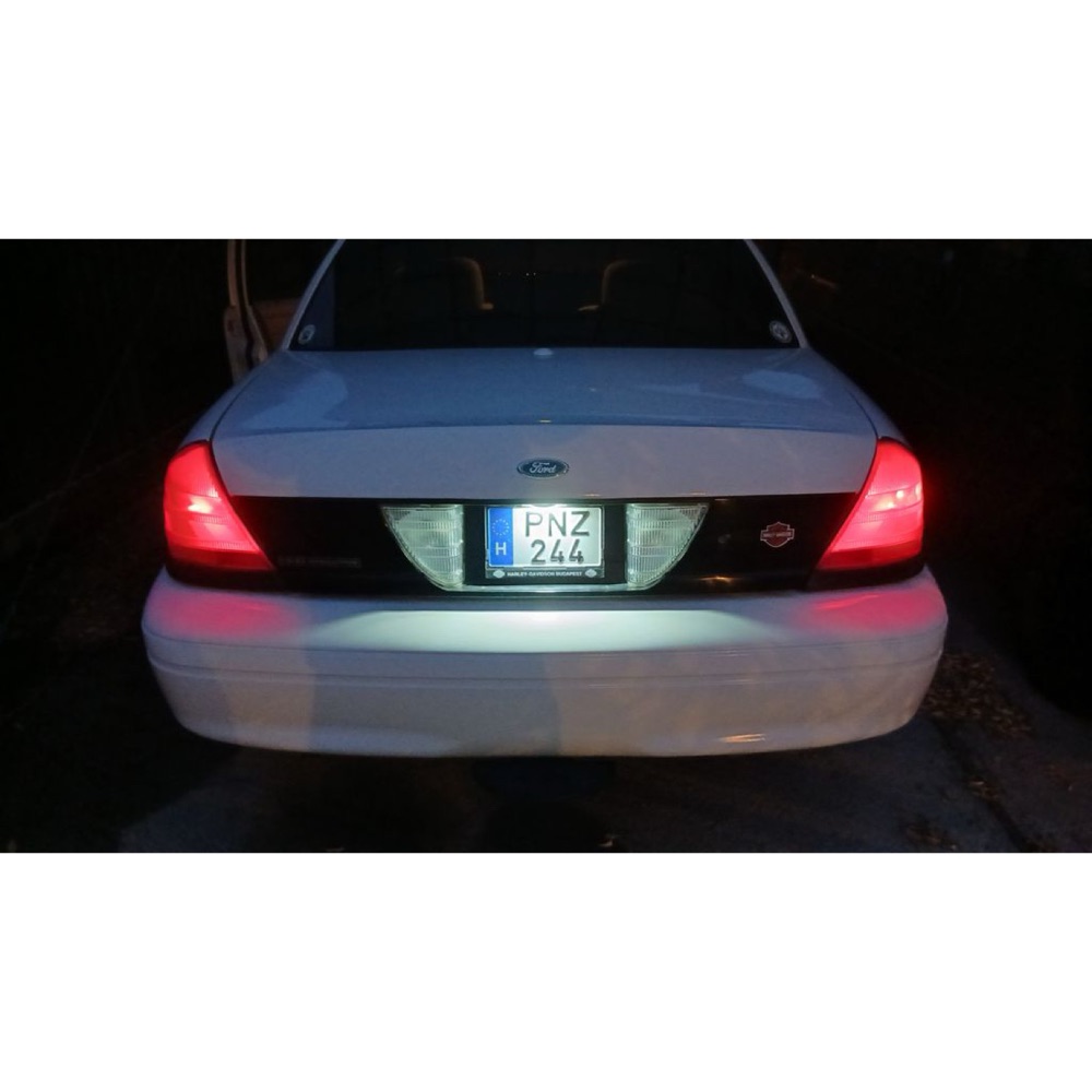 Ford Crown Victoria LED Plaka Lambası Adaptörü görsel 2