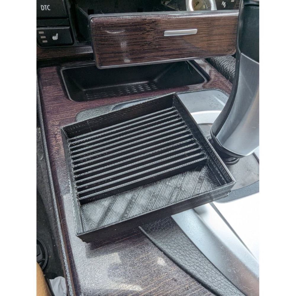 Küllük Yerine Bozuk Para Tutucu (BMW E60/E61 Uyumlu)