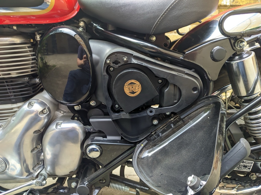 Royal Enfield Classic 350 Büyük Hava Filtresi Girişi görsel 4