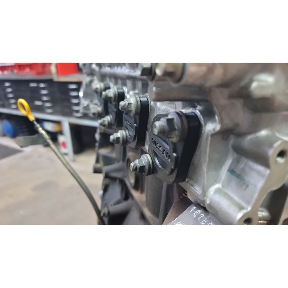 Nissan KA motoru egzoz portu koruma kapağı görsel 4