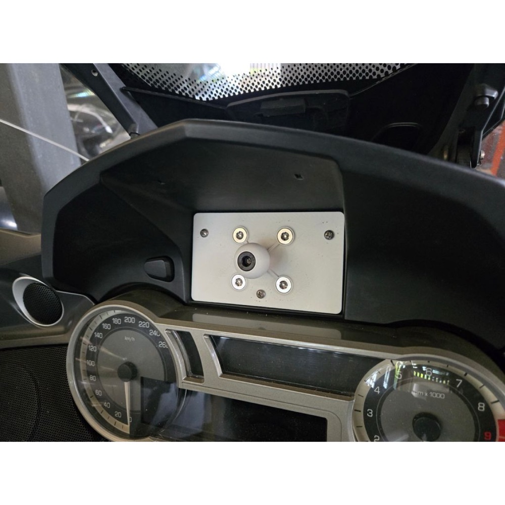 Dashboard RAM Mount Montaj Plakası (BMW K1600 HD Uyumlu)