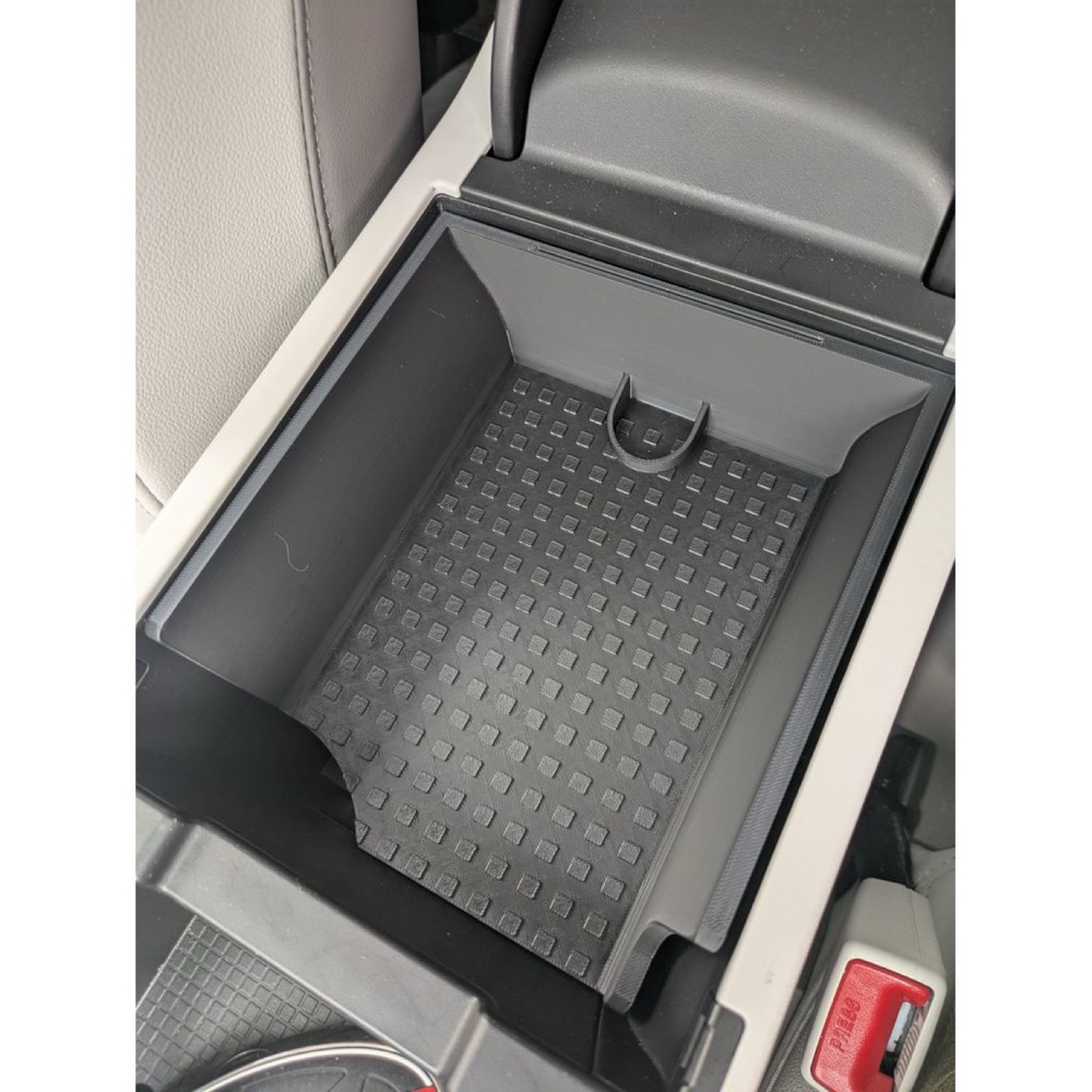 Hyundai Ioniq 6 Kolçak Orta Konsol Tepsisi