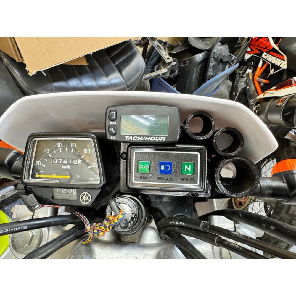 TW200 Volt Meter, 2 x switches, Tachometer Mount görsel 2