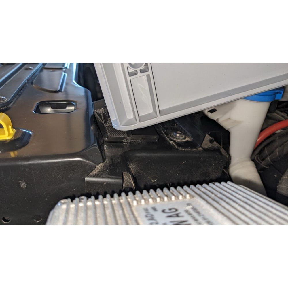 Škoda Enyaq Enyaq Frunk box holder görsel 3