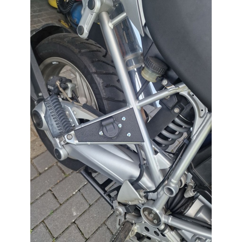 Şarj Soketi Gövdesi (BMW R1200GS 2012 Uyumlu)