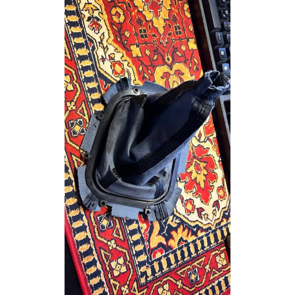 Subaru Forester SF8 Vites Körüğü Çerçevesi görsel 3