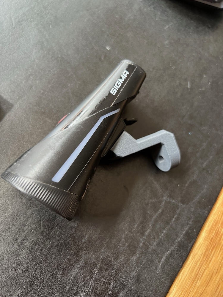 Bisiklet Far Tutucusu (Sigma Aura 100 Uyumlu, M6 Dişli Çatal) görsel 2