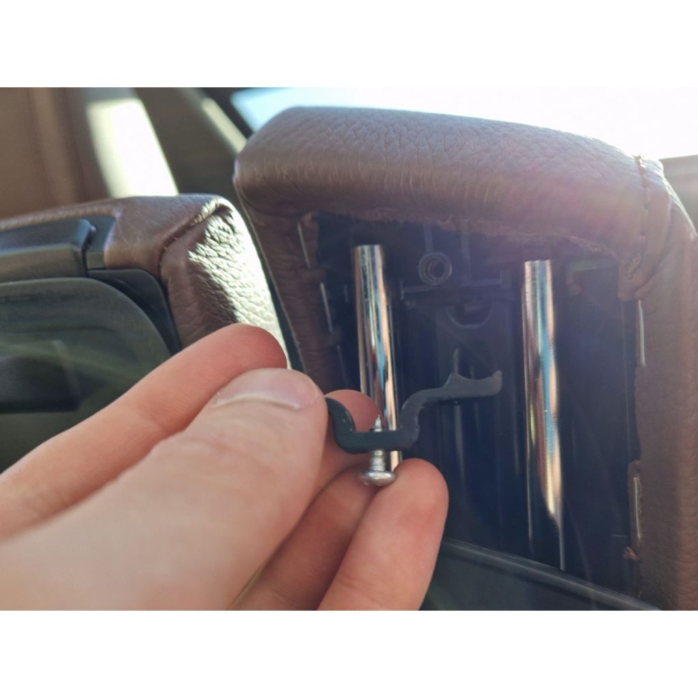 Kolçak Ray Kilitleme Parçası (BMW E9X Uyumlu) görsel 2