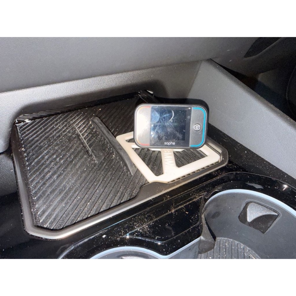 Saphe Pro Cihazı Tutucusu (BMW i5 Uyumlu)