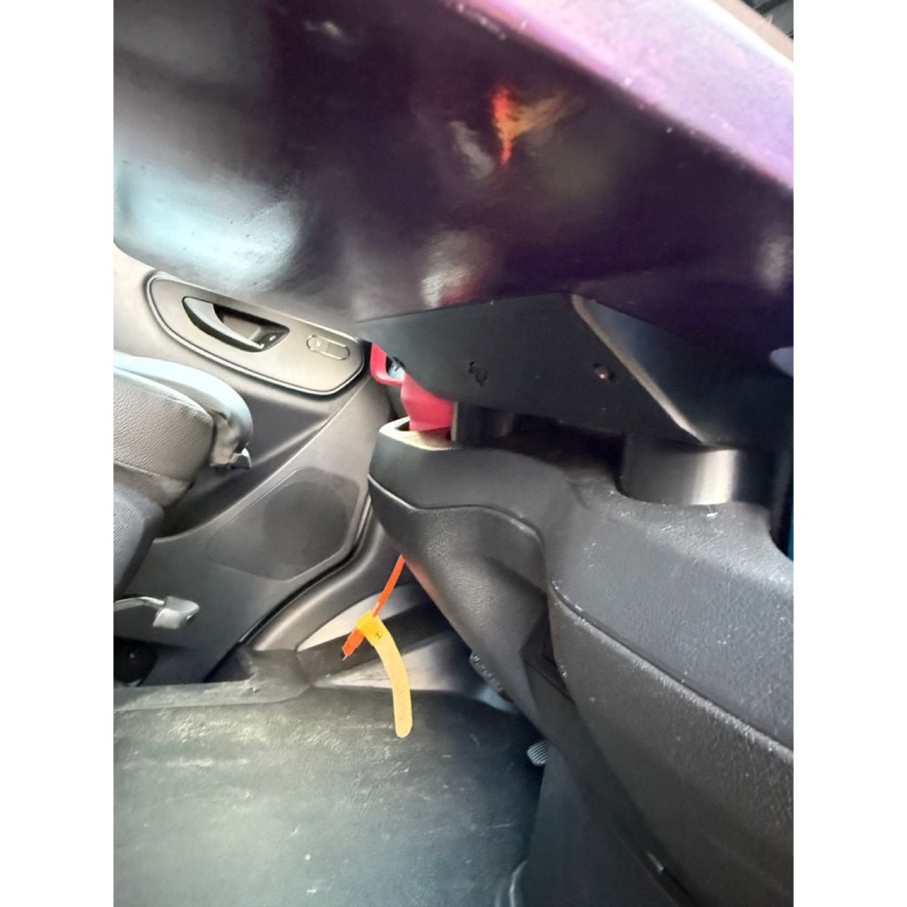 Sprinter Van Bardaklık Taban Braketi (2500) görsel 2